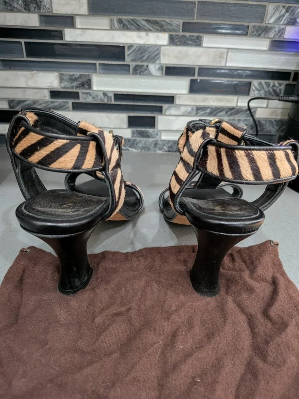 Anyiu animal skin shoe size 39 or 8.5